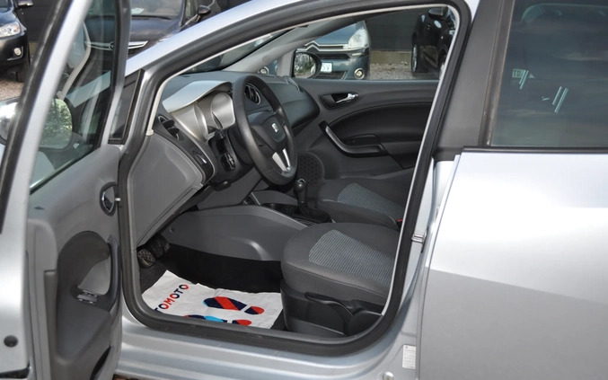 Seat Ibiza cena 20000 przebieg: 150000, rok produkcji 2009 z Łeba małe 562